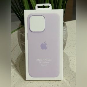 iPhone 14 Pro Max 🍎 APPLE SILICONE CASE LILAC, ORIGINAL ! Sold out on Apple.